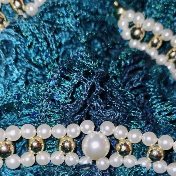 Woven Pearl Choker Necklace - Picture 8 of 10